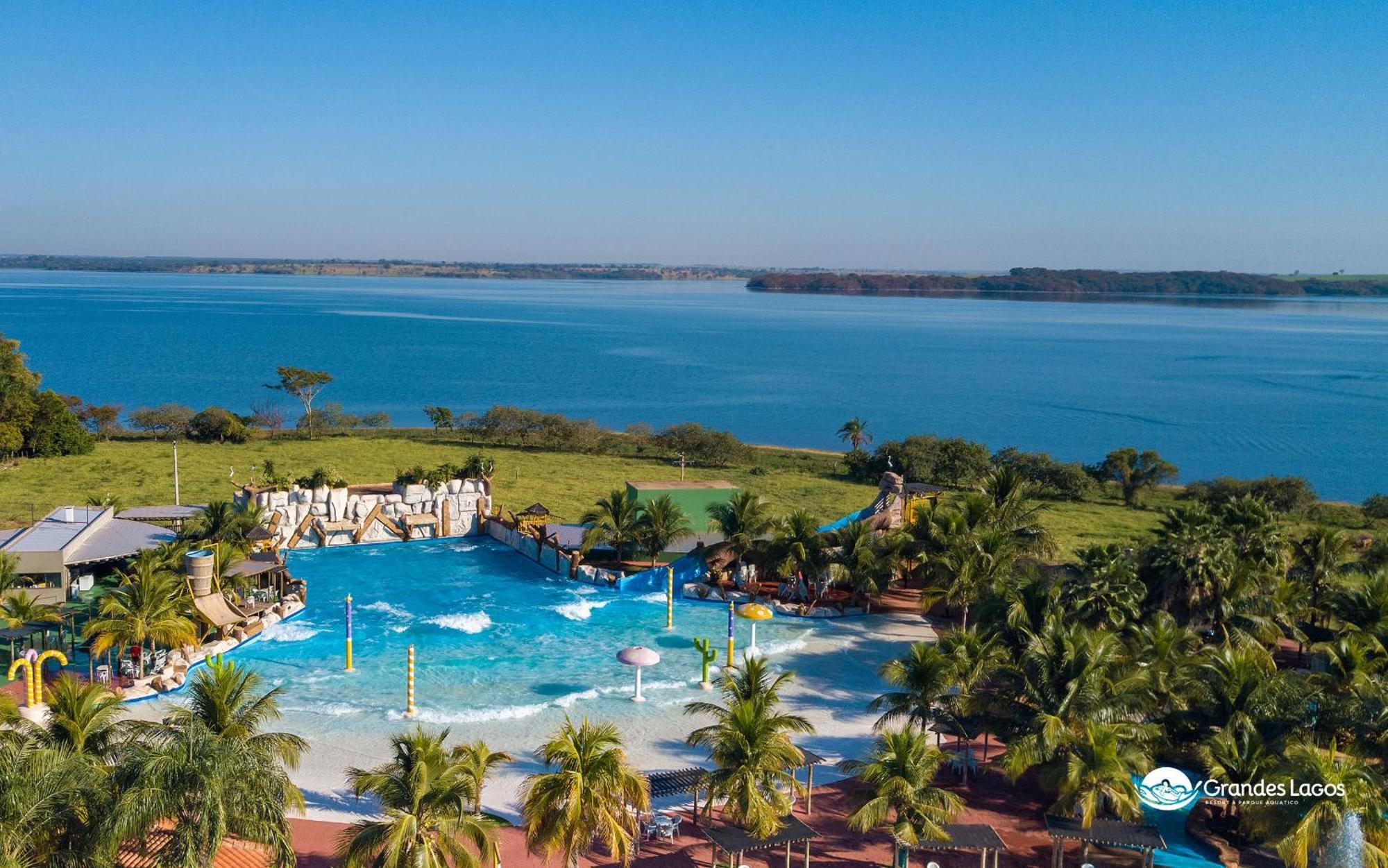 Grandes Lagos Resorts E Parque Aquatico Santa Clara d'Oeste Экстерьер фото