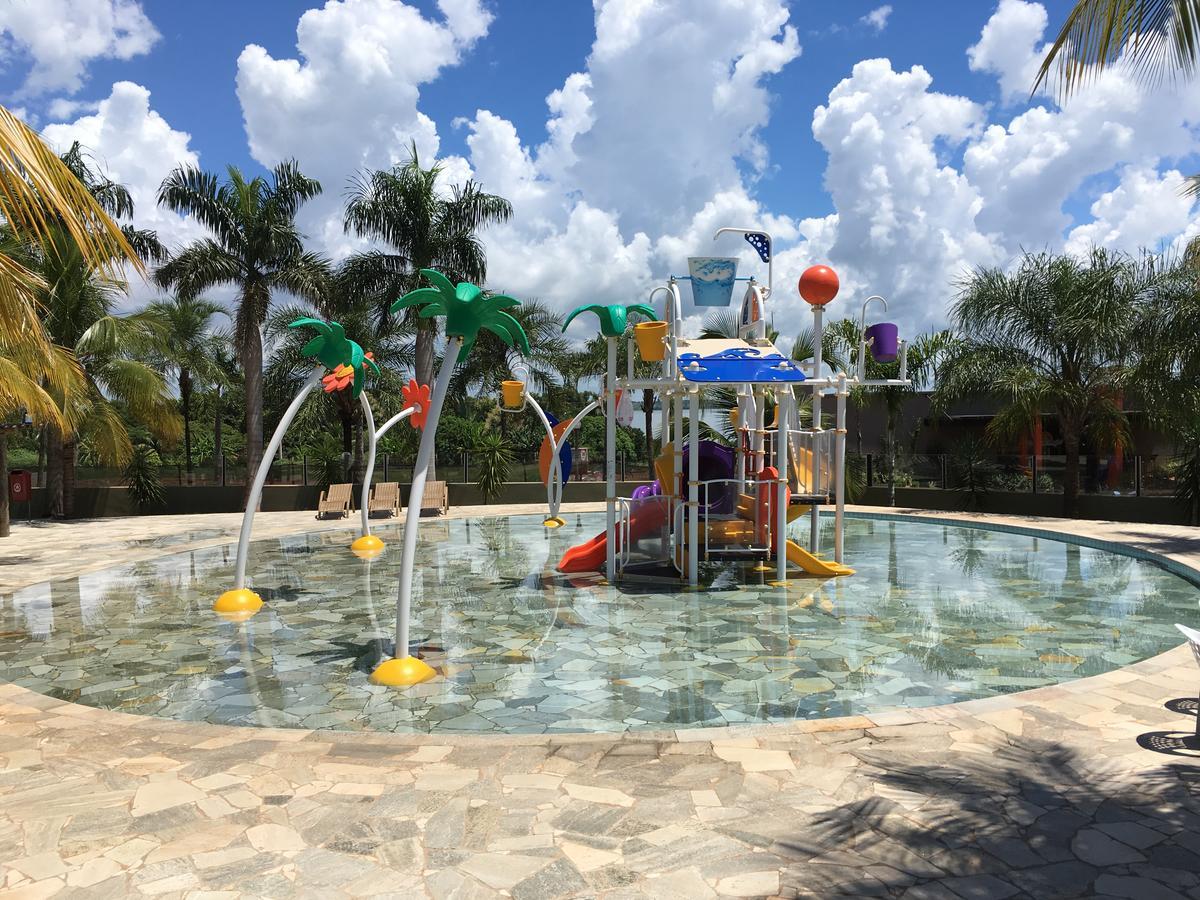 Grandes Lagos Resorts E Parque Aquatico Santa Clara d'Oeste Экстерьер фото
