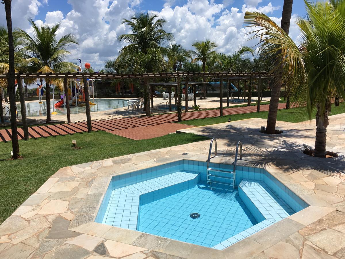 Grandes Lagos Resorts E Parque Aquatico Santa Clara d'Oeste Экстерьер фото
